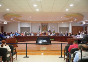 TECOS DE LOS DOS LAREDOS Aprueban comodato del Parque La Junta