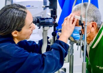 Realizan con éxito campaña de cirugías de cataratas