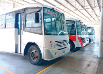 VUELVE LA PANTEÓN–BOLÍVAR ‘Reviven’ rutas de camiones