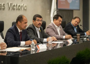 Realiza UAT conferencia sobre el voto migrante