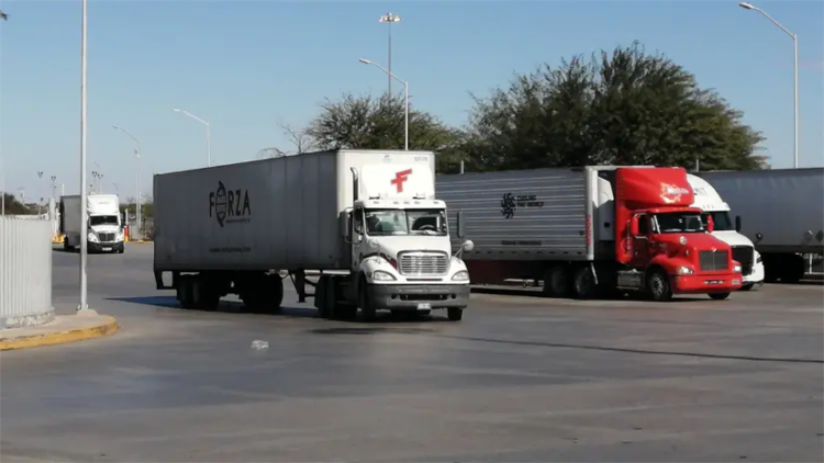 INCERTIDUMBRE EN COMERCIO Se ‘frena’ producción en plantas