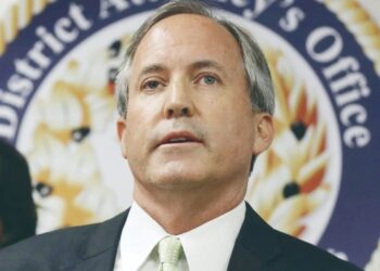 DEPARTAMENTO DE VEHÍCULOS MOTORIZADOS Limitan registro vehicular