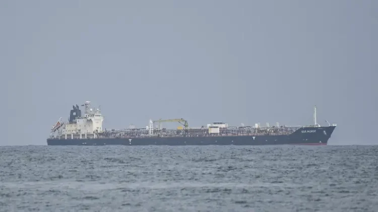 INFORMA EL NEW YORK TIMES EU permitirá que petrolero de Rusia llegue a Cuba