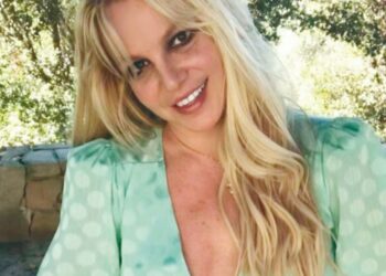 BRITNEY SPEARS Es arrestada en California