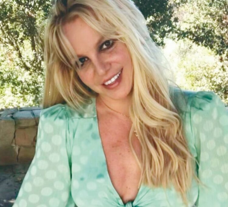 BRITNEY SPEARS Es arrestada en California