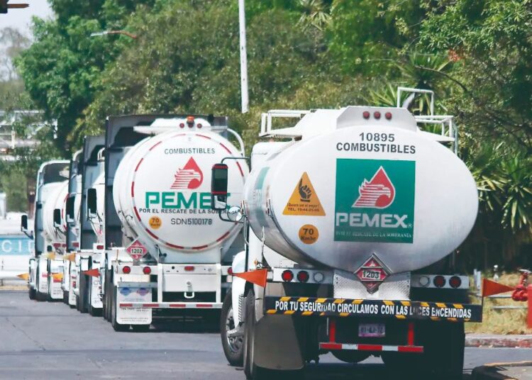 Guerra dispara 161% exportaciones de Pemex a EU