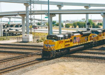 PARA ALIVIAR TRÁFICO Habrá puente ferroviario en avenida Santa María