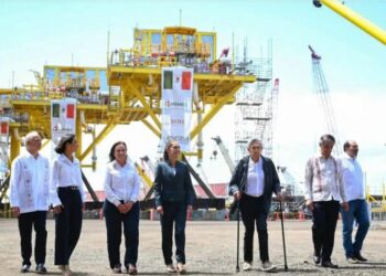 Cuauhtémoc Cárdenas presidirá Comisión Consultiva del Petróleo