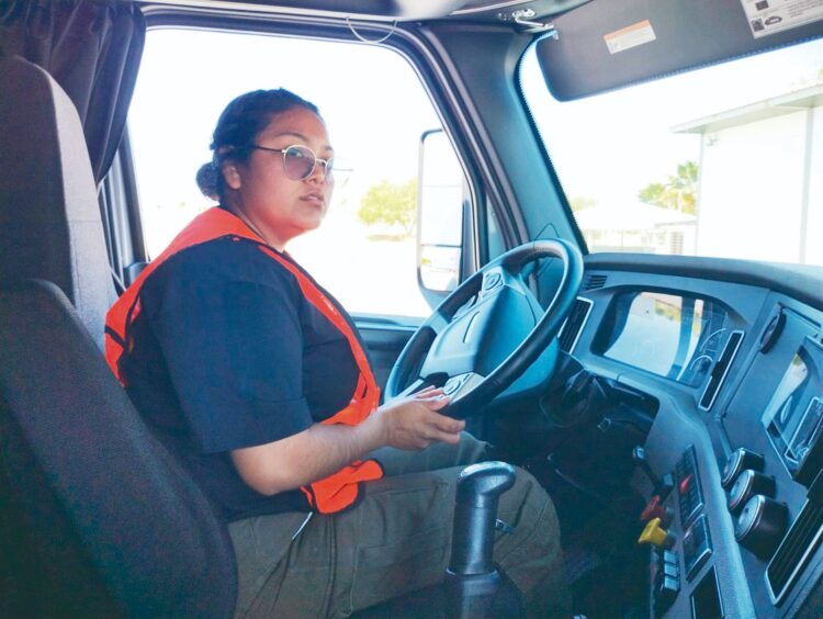 MES DE LA MUJER Llevan mujeres el ‘diésel’ en la sangre