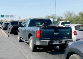 TRÁFICO INFERNAL ‘Coneja’ dispara filas en puentes