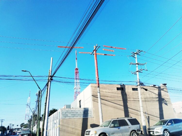 Protege CFE cableado ante fuertes vientos