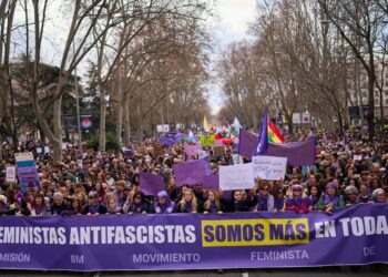 DÍA INTERNACIONAL DE LA MUJER Exigen AGENCIAS “no a la guerra”