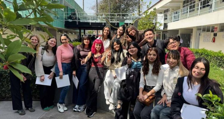 Apoyan excelencia académica con estancias internacionales