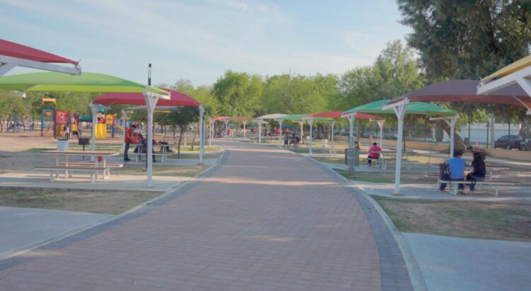 Piden no acaparar espacios en parques