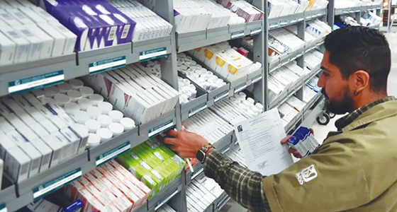 Compran medicinas a distribuidores irregulares