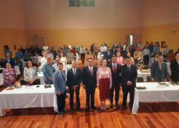 CAPACITACIÓN DE ALTO NIVEL Refuerzan conocimientos de los notarios públicos