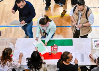 HABRÁ CAMBIO DE SISTEMA Terminan 16 años de gobierno de Viktor Orbán en Hungría