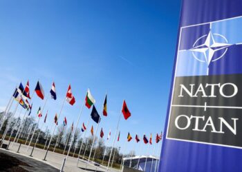 EN ENTREVISTA CON THE TELEGRAPH Amenaza Trump con retirarse de la OTAN