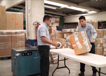 USUARIOS INCONFORMES Denuncian cargos abusivos en paqueterías