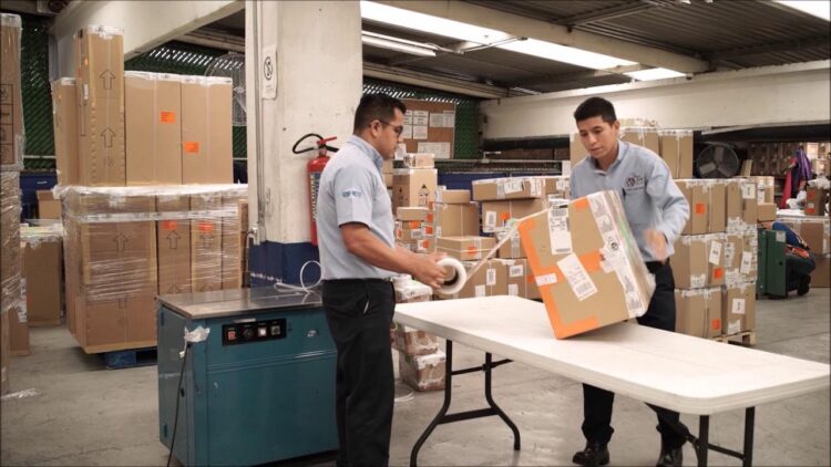 USUARIOS INCONFORMES Denuncian cargos abusivos en paqueterías