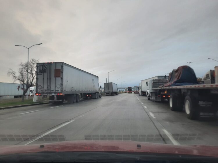 NUEVO GOLPE AL BOLSILLO Aumentan tarifas de autopistas