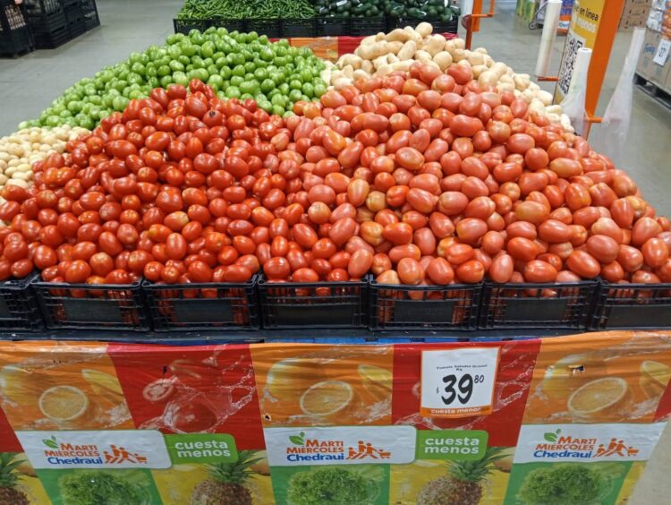 POR CAÍDA DE PRODUCCIÓN Enfrentan presiones el tomate y aguacate