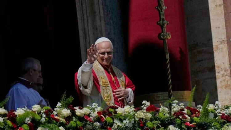 MENSAJE DE PASCUA El Papa pide a líderes del mundo un alto a guerras