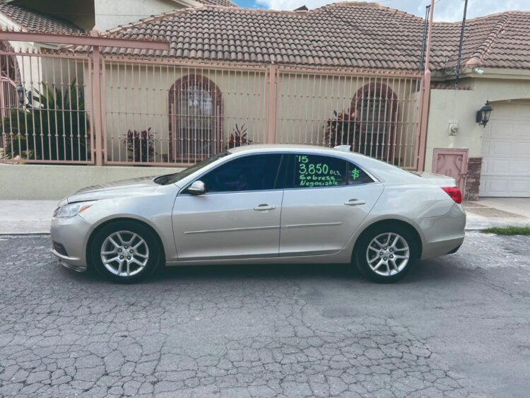 A NIVEL LOCAL Alienta compra de autos ‘tropiezo’ del dólar