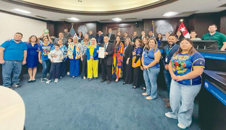 Atienden a 2,800 niños con autismo