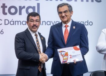 Presenta Dámaso Anaya segundo informe rectoral