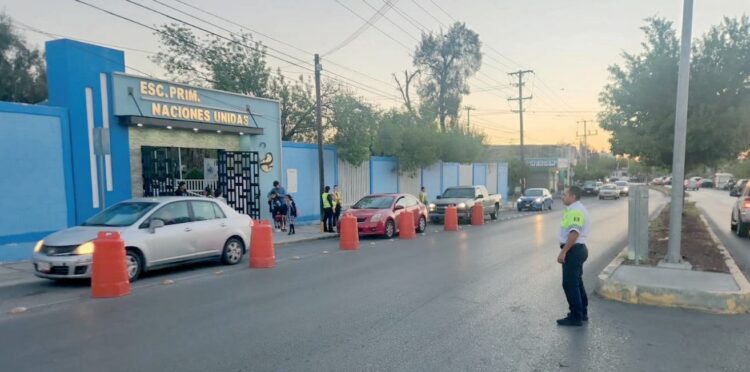 POR REGRESO A CLASES Regresa el tráfico ‘infernal’