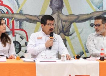Impulsa UAT futuro de estudiantes