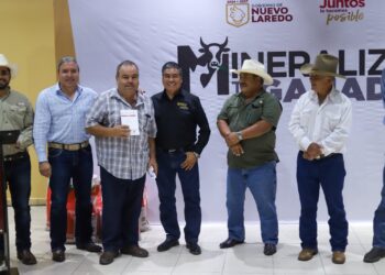 PROGRAMA MINERALIZA TU GANADO Fortalece gobierno de NLD a ganaderos