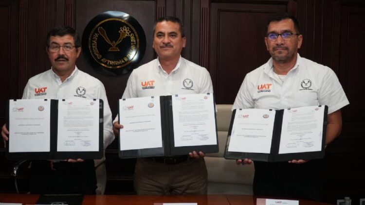 Firman convenio de revisión salarial UAT y SUTUAT