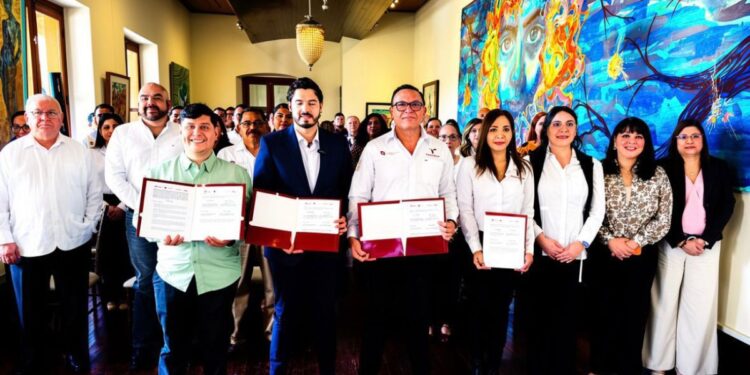 SIPINNA E INJUVE Firman convenio a favor de derechos de adolescentes
