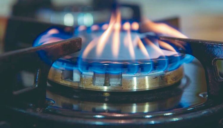 USUARIOS DEL GAS NATURAL Indefensos ante cobros monopólicos