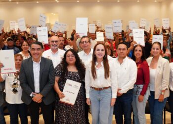 COLABORACIÓN MUNICIPIO-FEDERACIÓN Entrega CLCR escrituras gratuitas