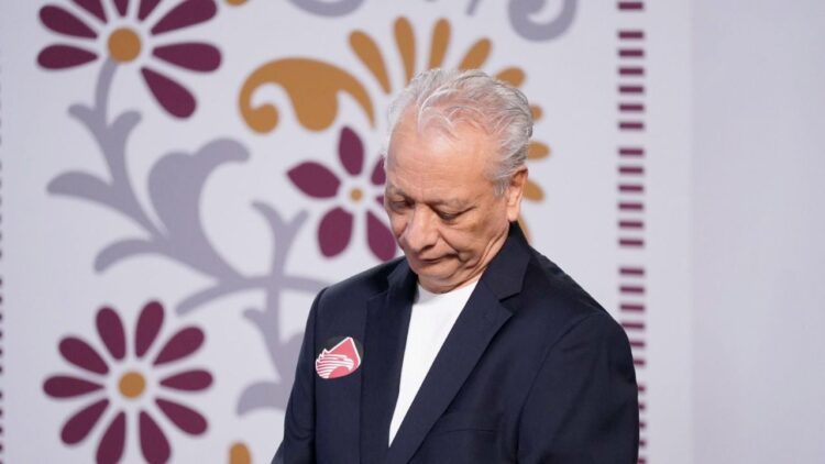 Remueve Sheinbaum a director de Pemex