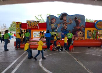POR FESTEJO DEL DÍA DEL NIÑO ‘Echan la casa por la ventana’