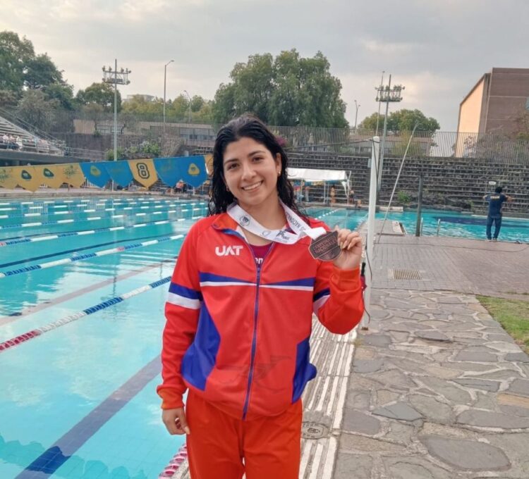 Logran deportistas UAT 12 medallas