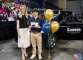 Por asistencia perfecta gana camioneta 2026
