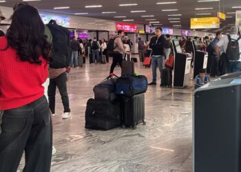 DURANTE LA JUSTA MUNDIALISTA EN MÉXICO Piden a viajeros ‘que no se les vaya el avión’