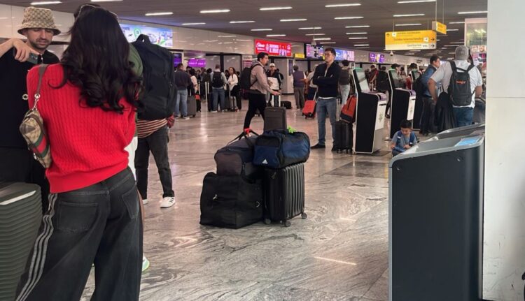 DURANTE LA JUSTA MUNDIALISTA EN MÉXICO Piden a viajeros ‘que no se les vaya el avión’