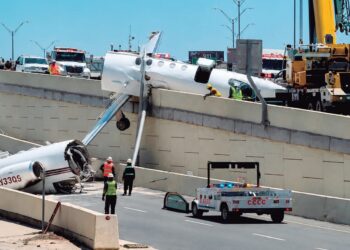 ACCIDENTE AÉREO Desquicia tráfico en carretera