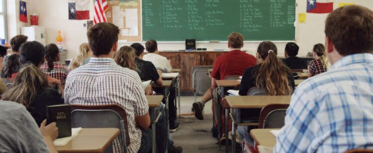 TRAS 60 AÑOS DE AUSENCIA Buscan regresar la biblia a escuelas