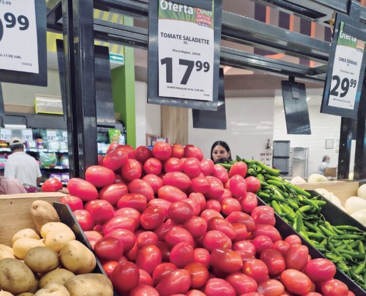 TRAS PRECIOS MÁXIMOS HISTÓRICOS Da el ‘bajón’ precio del tomate