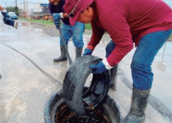 Exhorta Comapa a mantener calles limpias