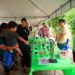 Disfrutan bazar de aniversario de NLD