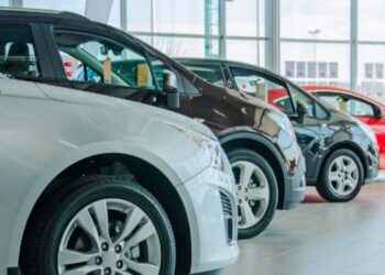 INCERTIDUMBRE EN EL MERCADO Cae venta de autos nuevos en la frontera