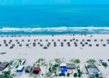 DESARROLLO TURÍSTICO SUSTENTABLE Realizan acciones para que playas sean ordenadas y seguras